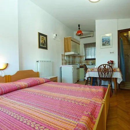 아파트 Marija 841 *