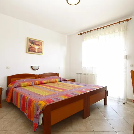 Marija 841 Daire