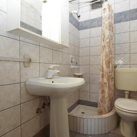 아파트 Marija 841 풀라