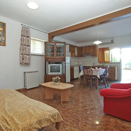 Apartment Marija 841 *