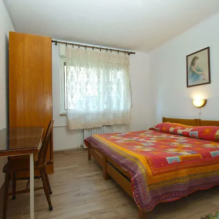 Marija 841 Apartment